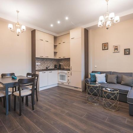 1001 Nights - 2Bd Luxury Apartment In Central Sofia Bagian luar foto
