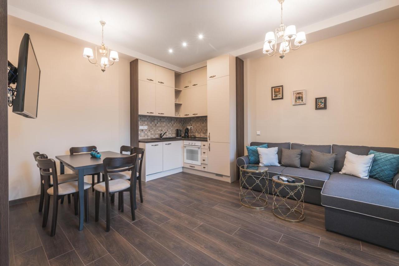 1001 Nights - 2Bd Luxury Apartment In Central Sofia Bagian luar foto