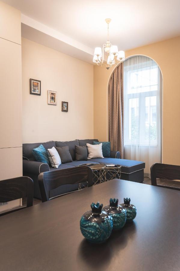 1001 Nights - 2Bd Luxury Apartment In Central Sofia Bagian luar foto